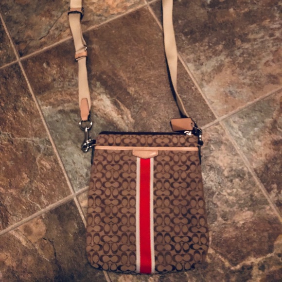 Coach cross body bag - Picture 2 of 4